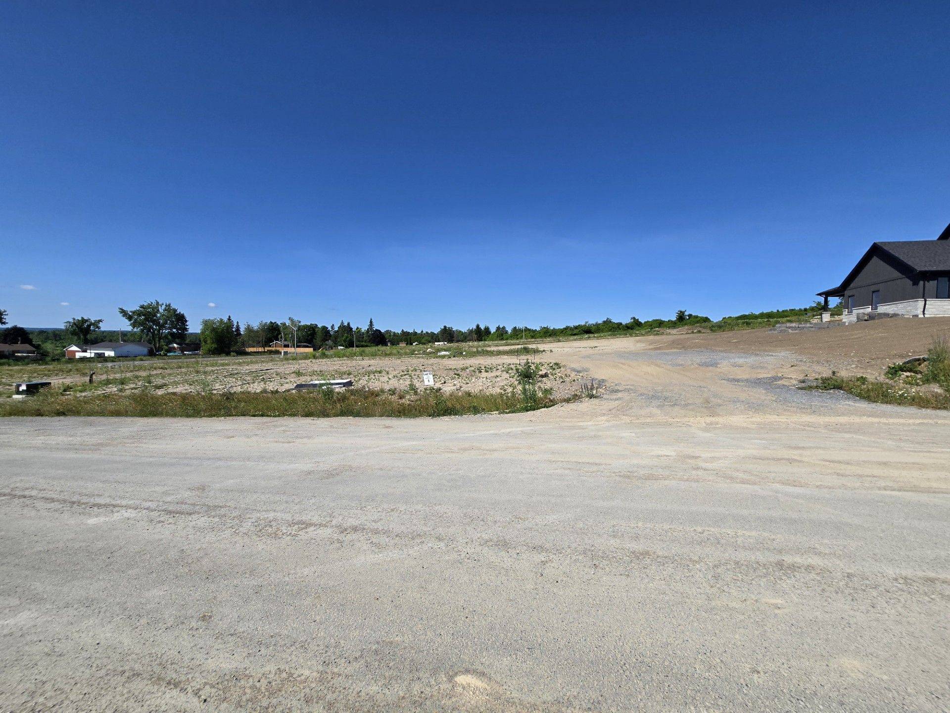 Cavan Monaghan, ON L0A 1C0,1908 Ashley CRES