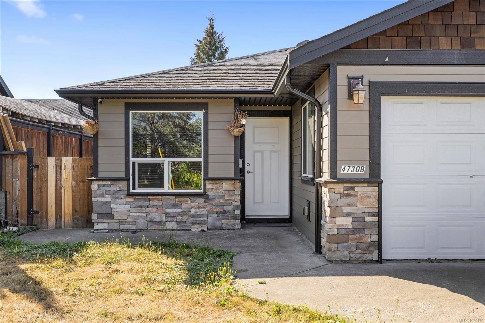 Port Alberni, BC V9Y 0B9,4730 Arrowsmith Rd #B