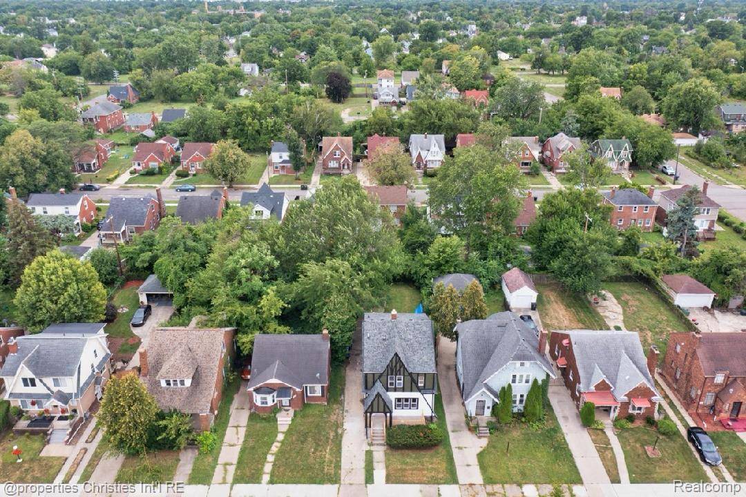 Detroit, MI 48224,4373-4375 Balfour RD