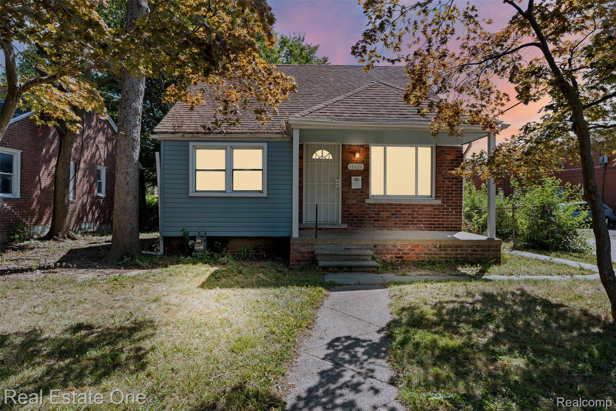 Detroit, MI 48224,11828 Wayburn ST