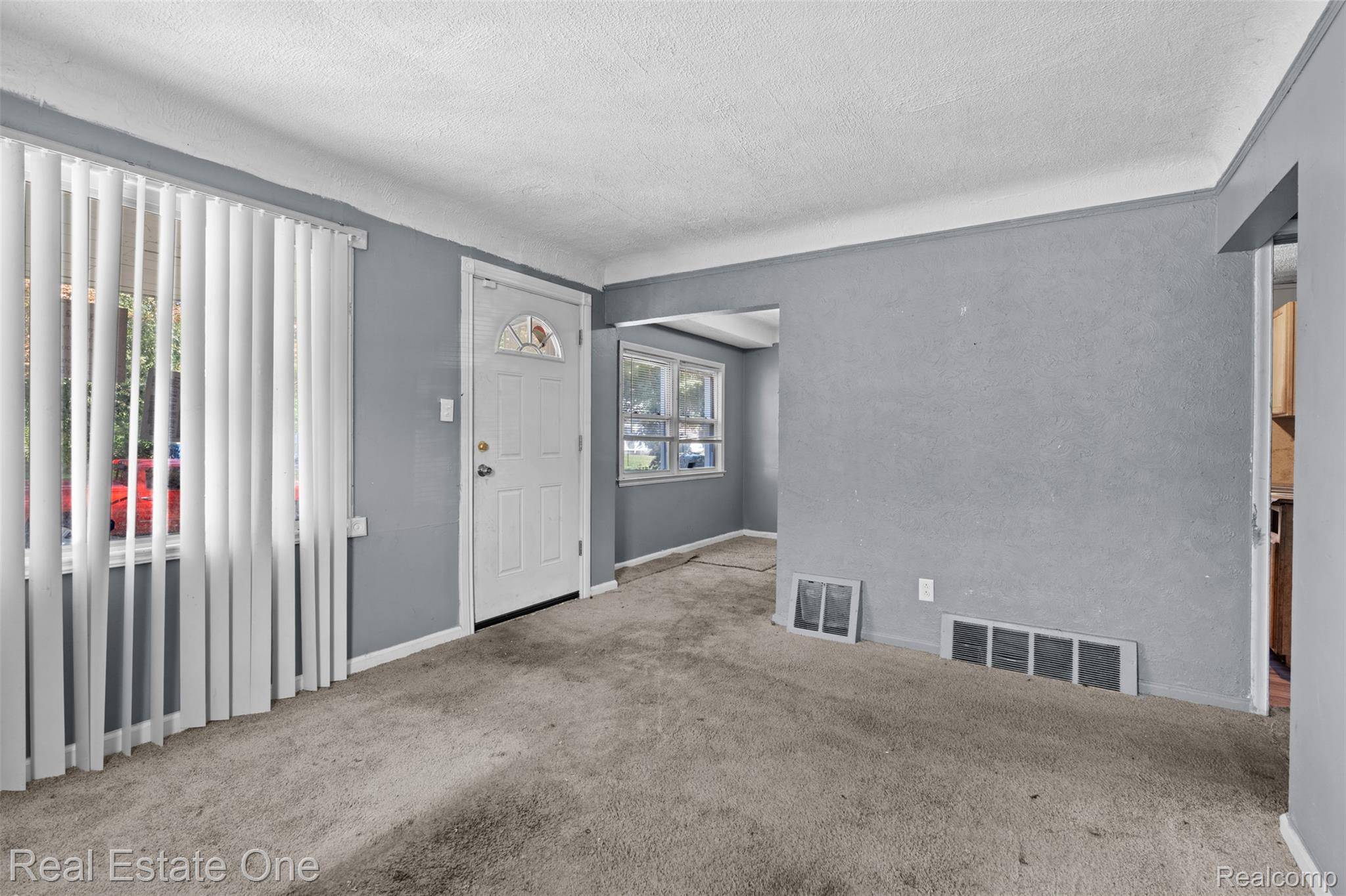 Detroit, MI 48224,11828 Wayburn ST