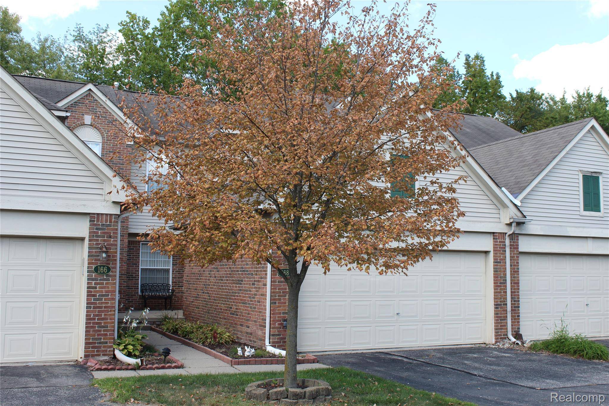 Dearborn Heights, MI 48127,168 Legacy Park CIR