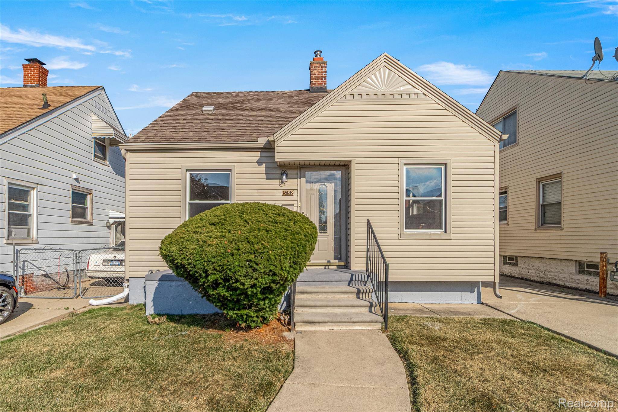 Dearborn, MI 48126,5152 Kenilworth ST