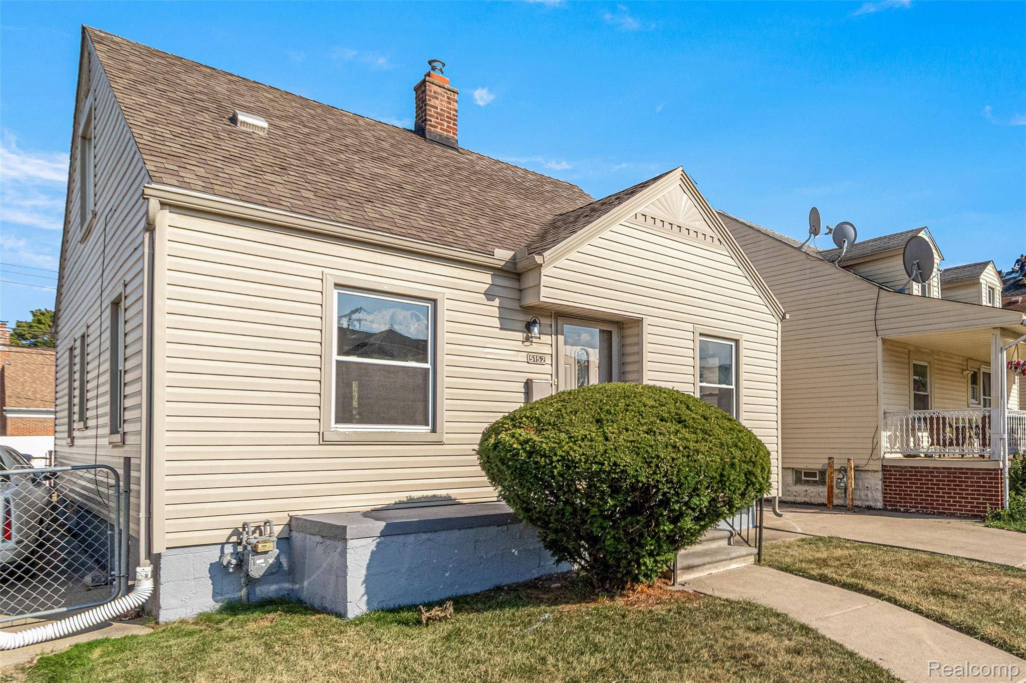 Dearborn, MI 48126,5152 Kenilworth ST