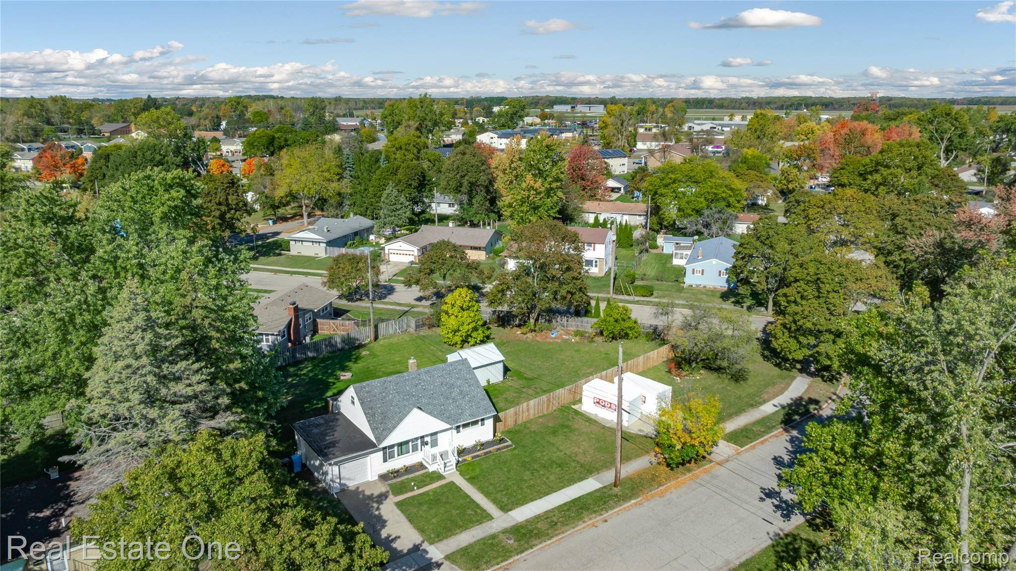 Lansing, MI 48906,3031 Amherst DR