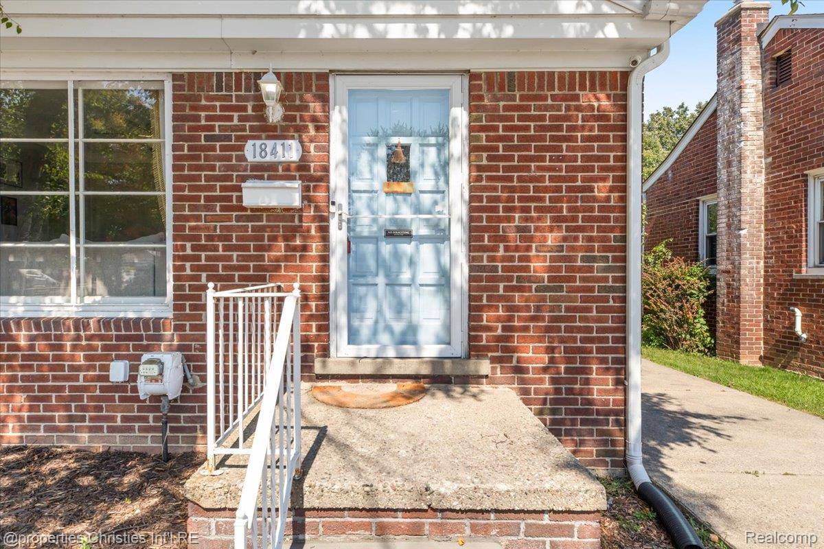 Roseville, MI 48066,18411 Marquette ST