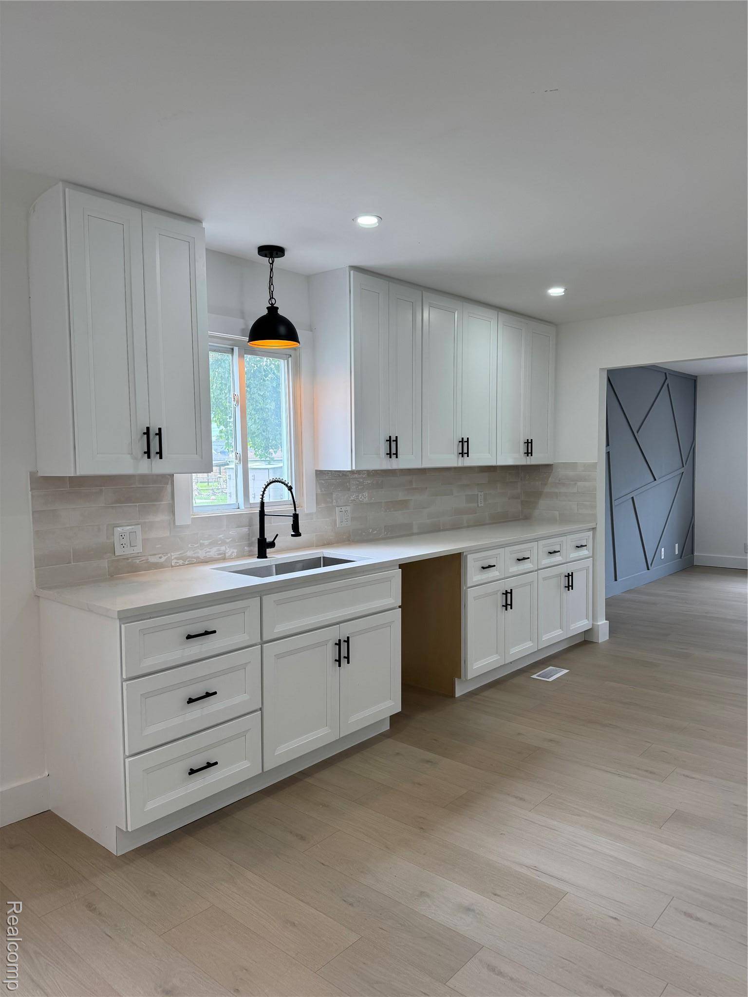 Roseville, MI 48066,26815 Waldorf ST