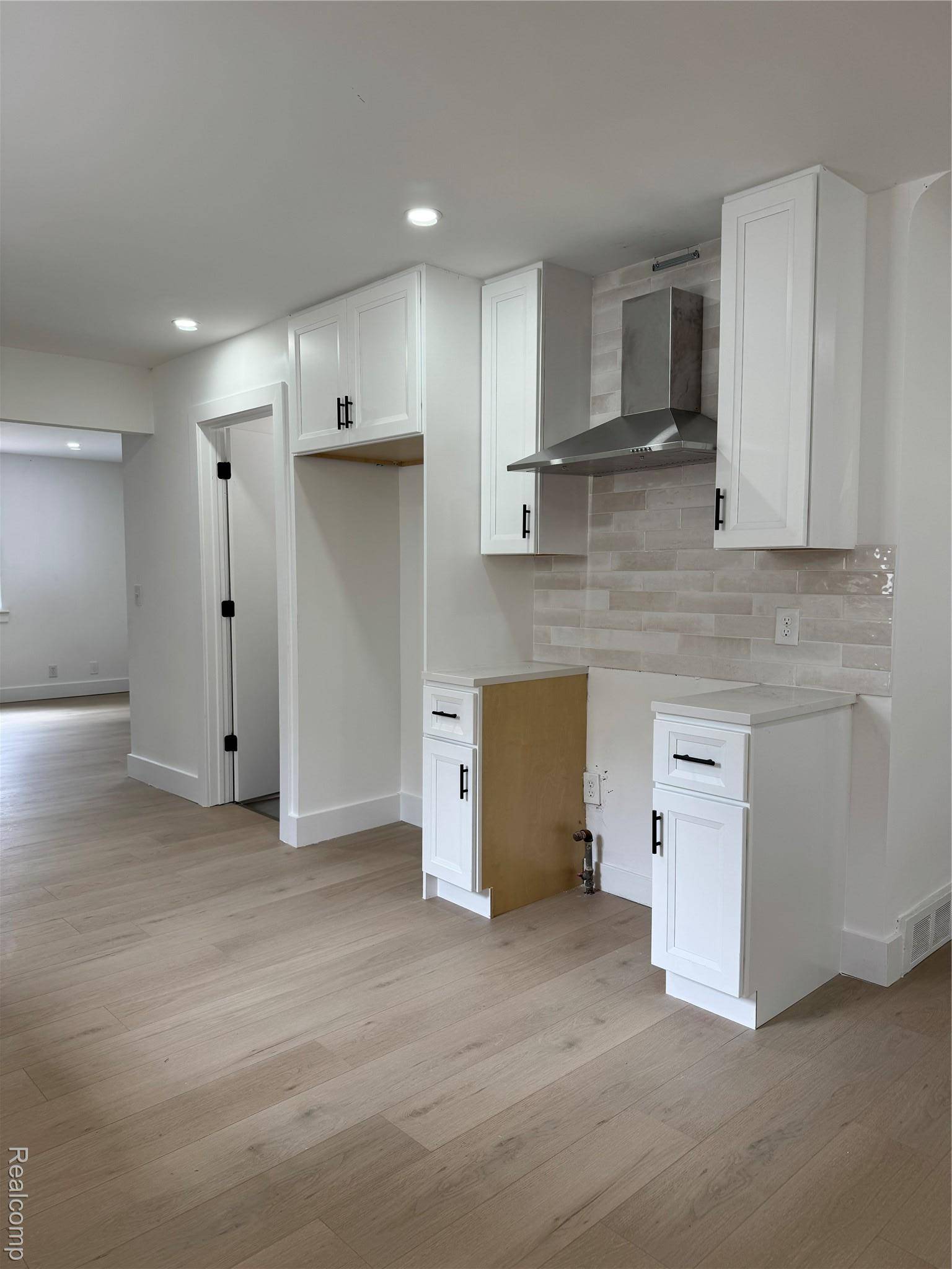 Roseville, MI 48066,26815 Waldorf ST