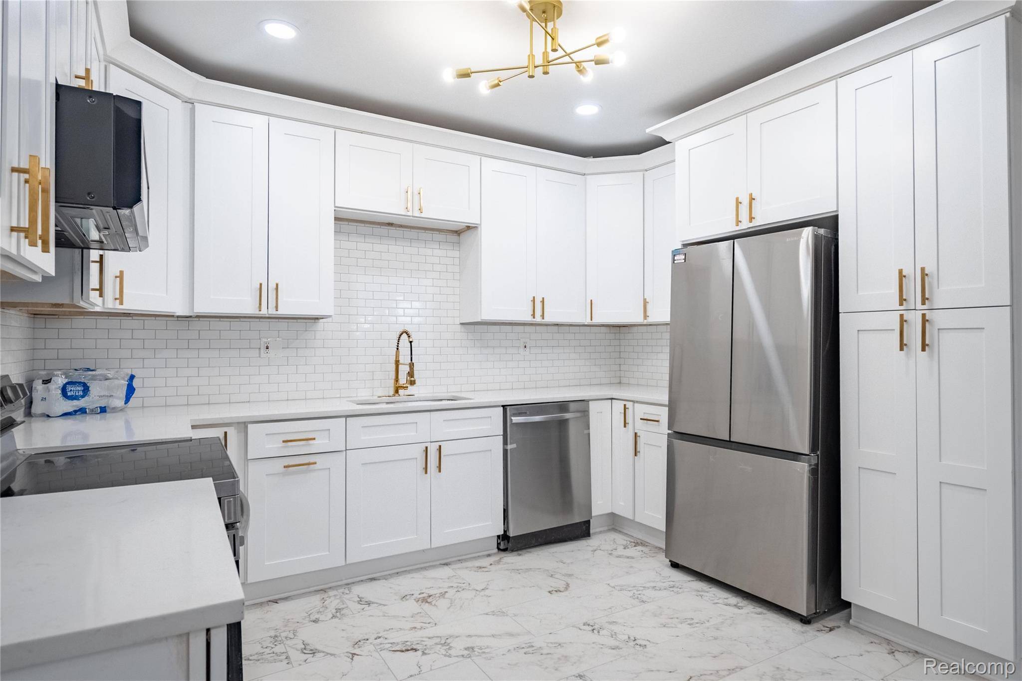 Detroit, MI 48206,2270 W Philadelphia ST