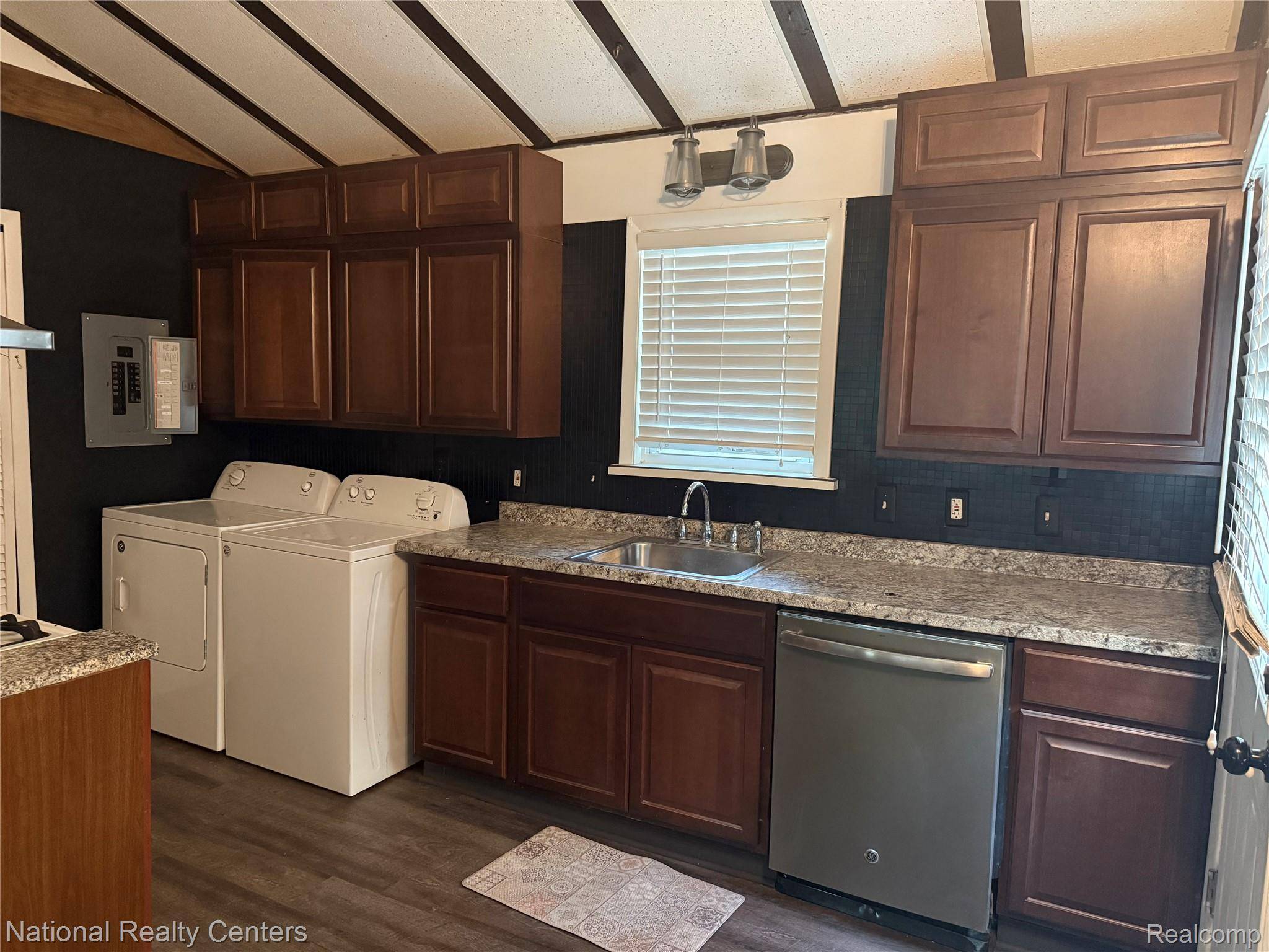 Dearborn Heights, MI 48125,25054 ANNAPOLIS ST