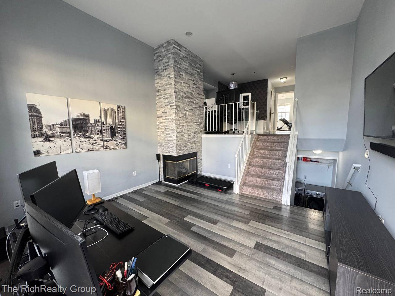 Dearborn, MI 48124,1 W Village LN #48