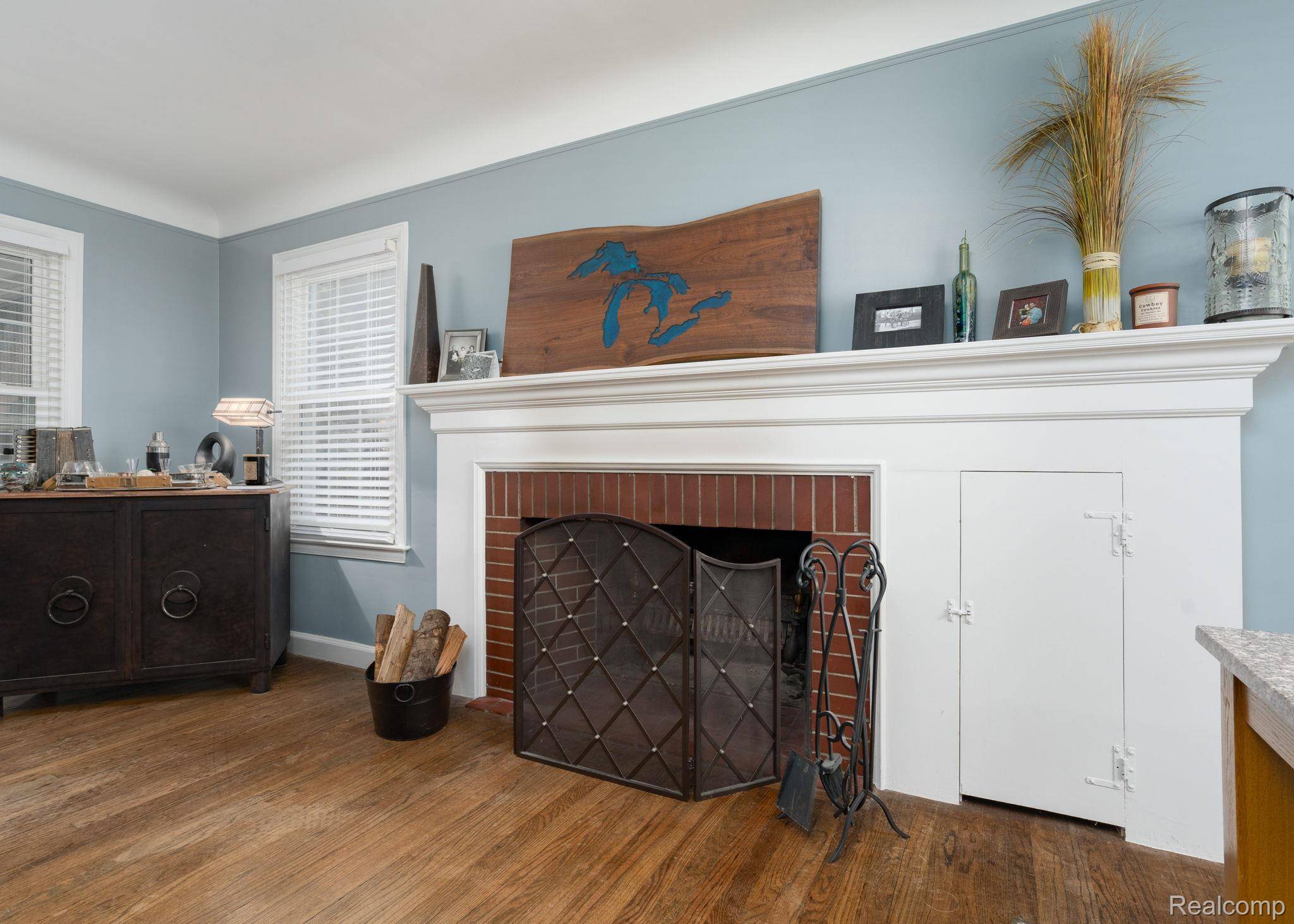 Lathrup Village, MI 48076,27714 California DR NE