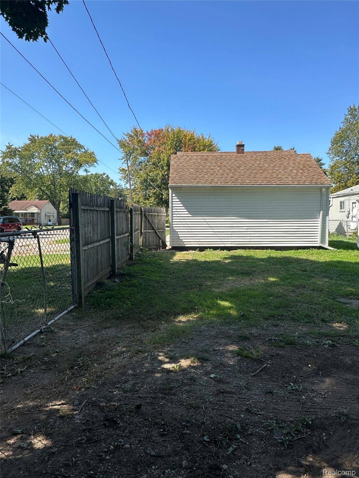 Redford, MI 48240,19904 Seminole ST