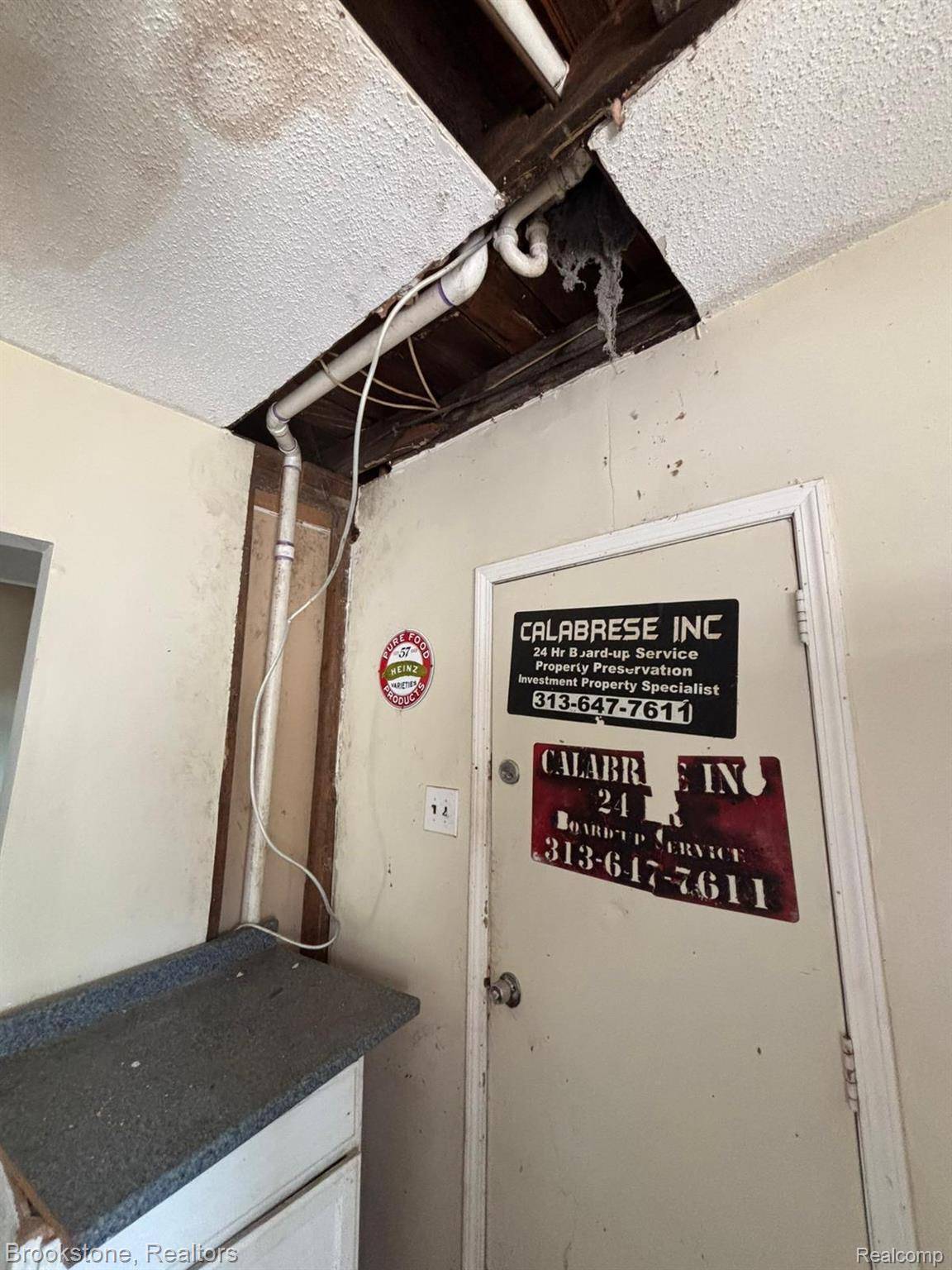 Detroit, MI 48224,17130 Detroit ST