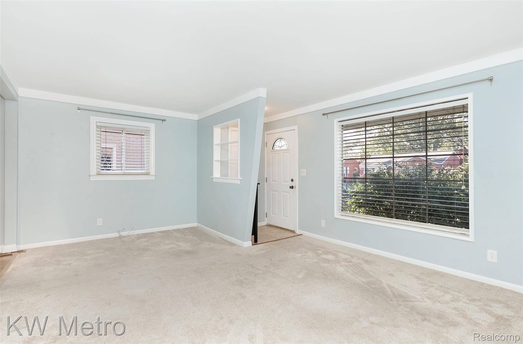 Madison Heights, MI 48071,936 E Katherine AVE