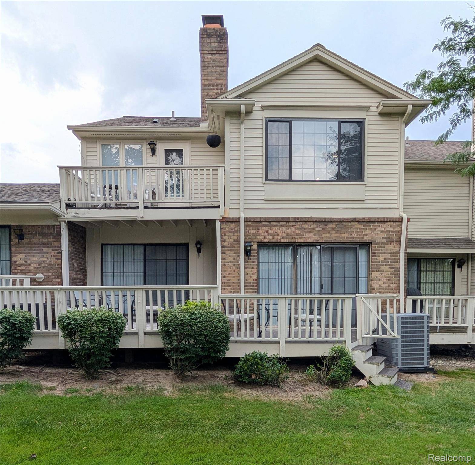 West Bloomfield, MI 48322,7173 Creeks Crossing