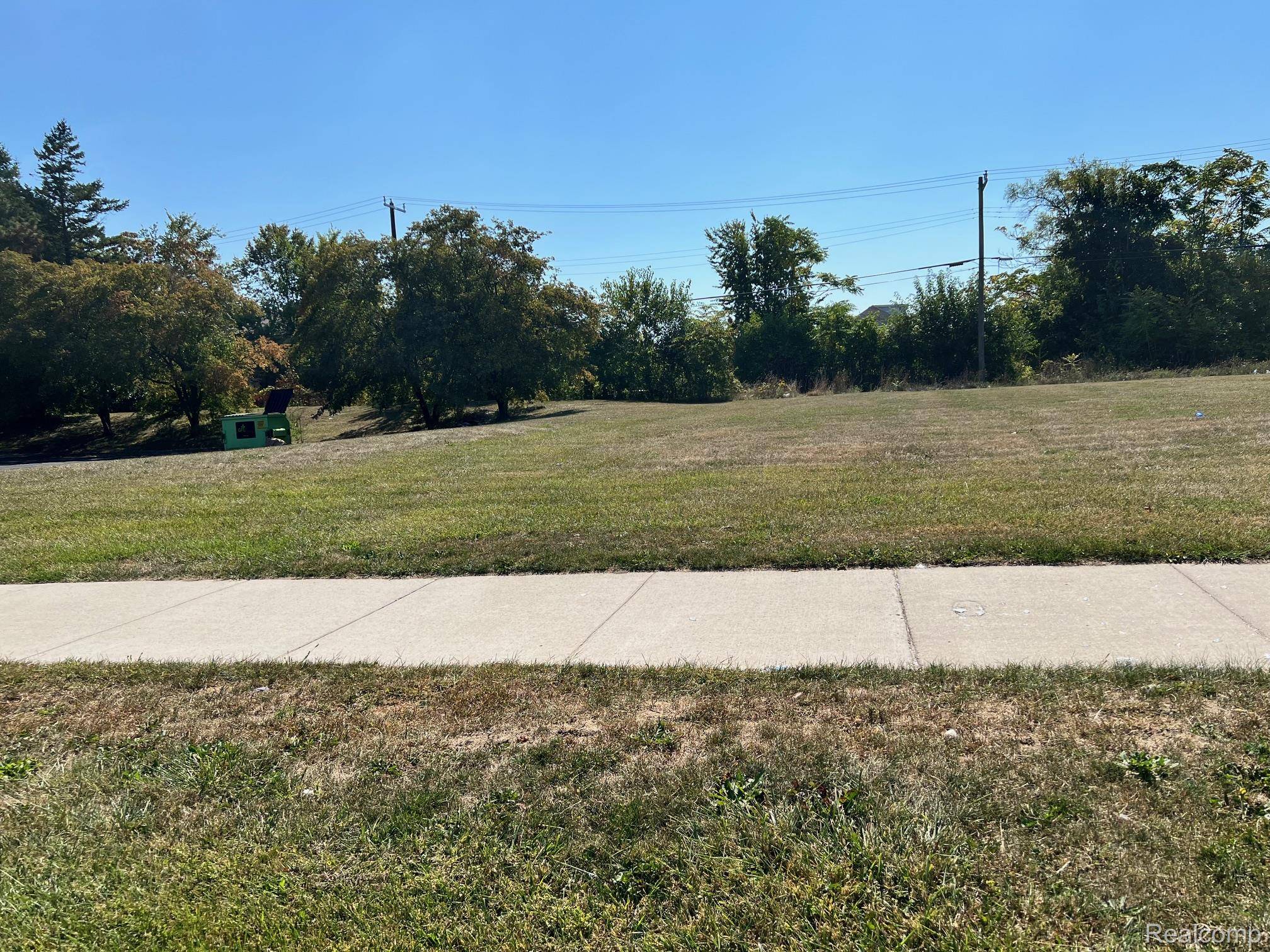 Detroit, MI 48206,2025 W Euclid ST