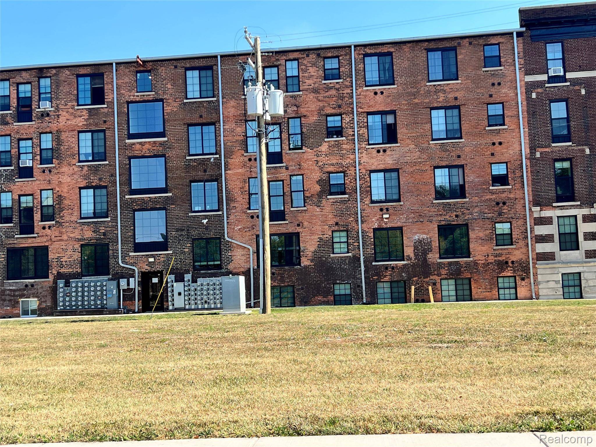 Detroit, MI 48206,7610 Rosa Parks Blvd.