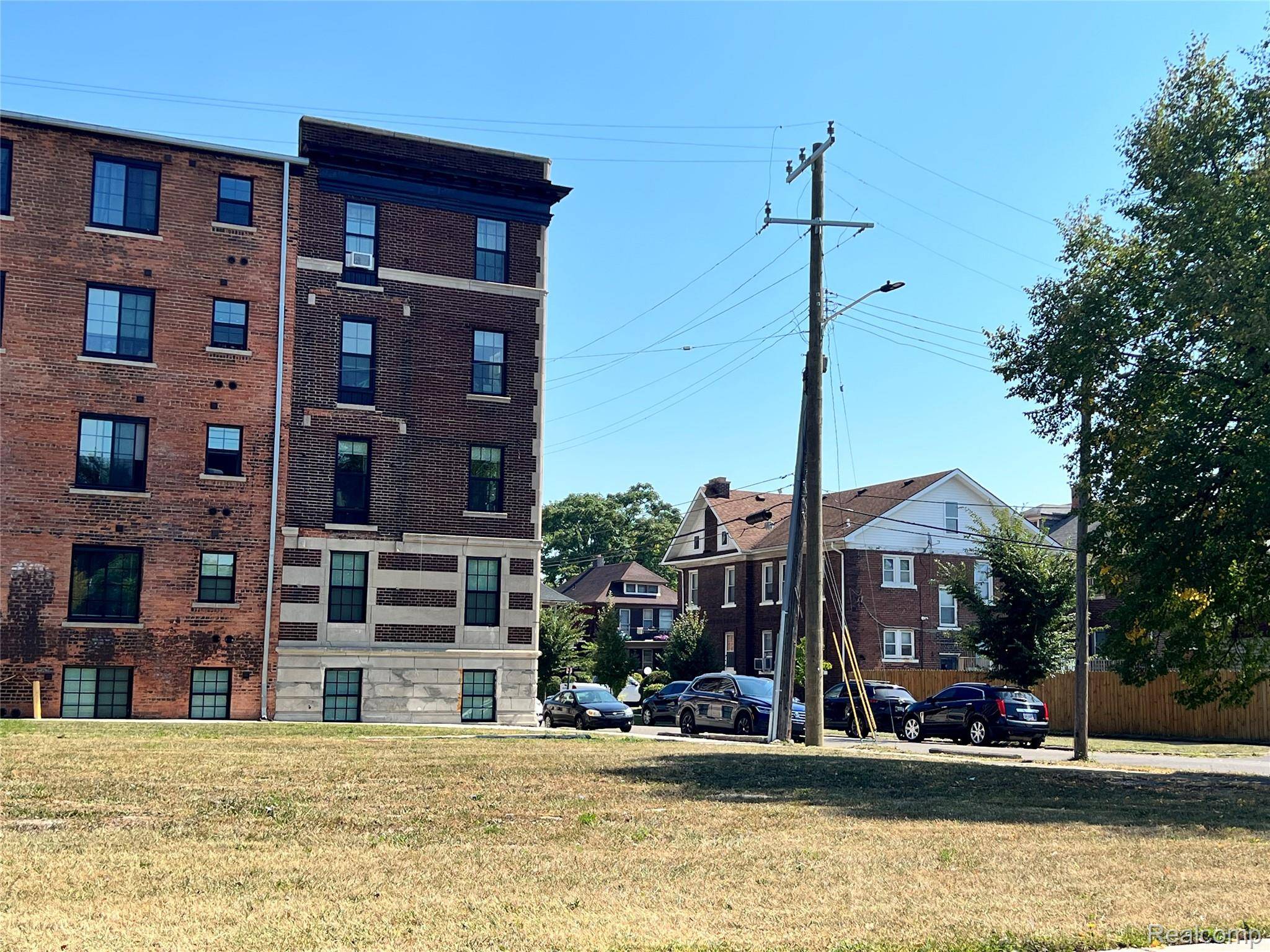 Detroit, MI 48206,7610 Rosa Parks Blvd.