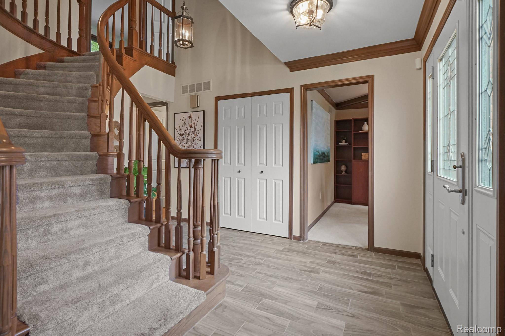 Rochester Hills, MI 48309,391 Silvervale DR