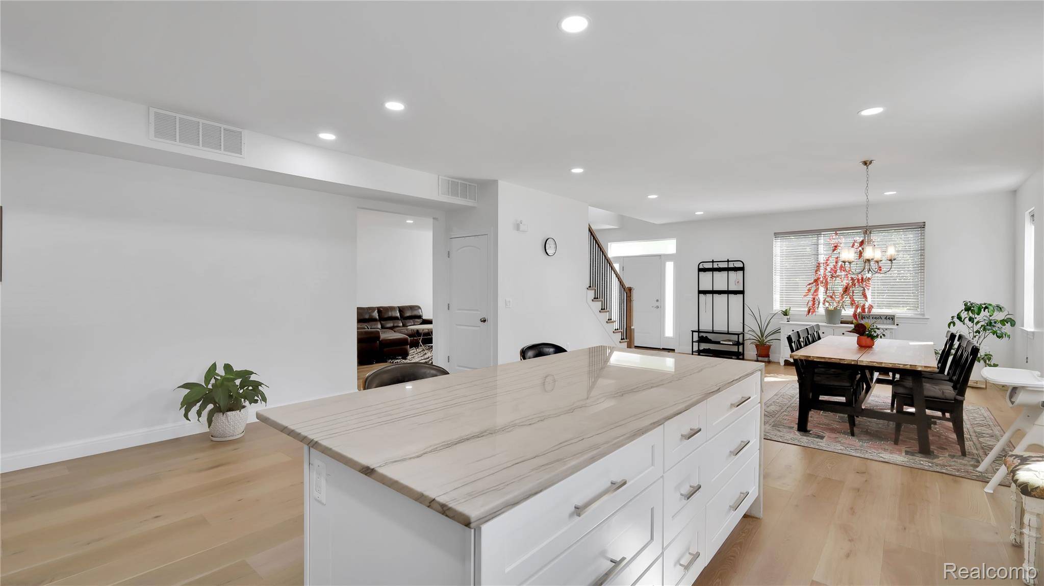 Rochester Hills, MI 48307,3070 Gerald AVE