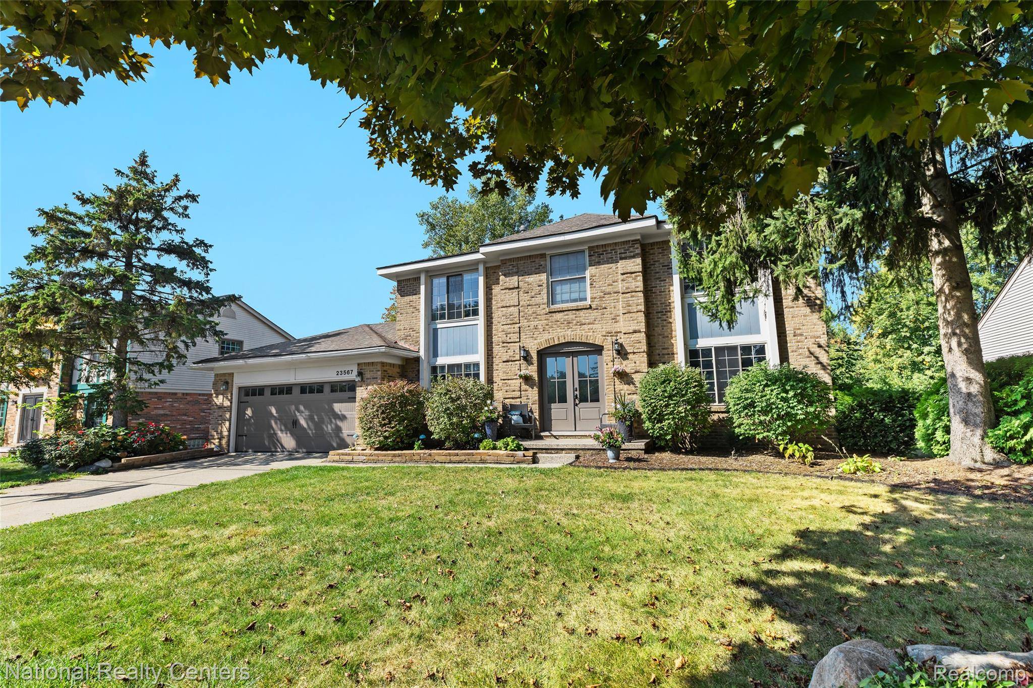 Novi, MI 48375,23567 Hickory Grove LN