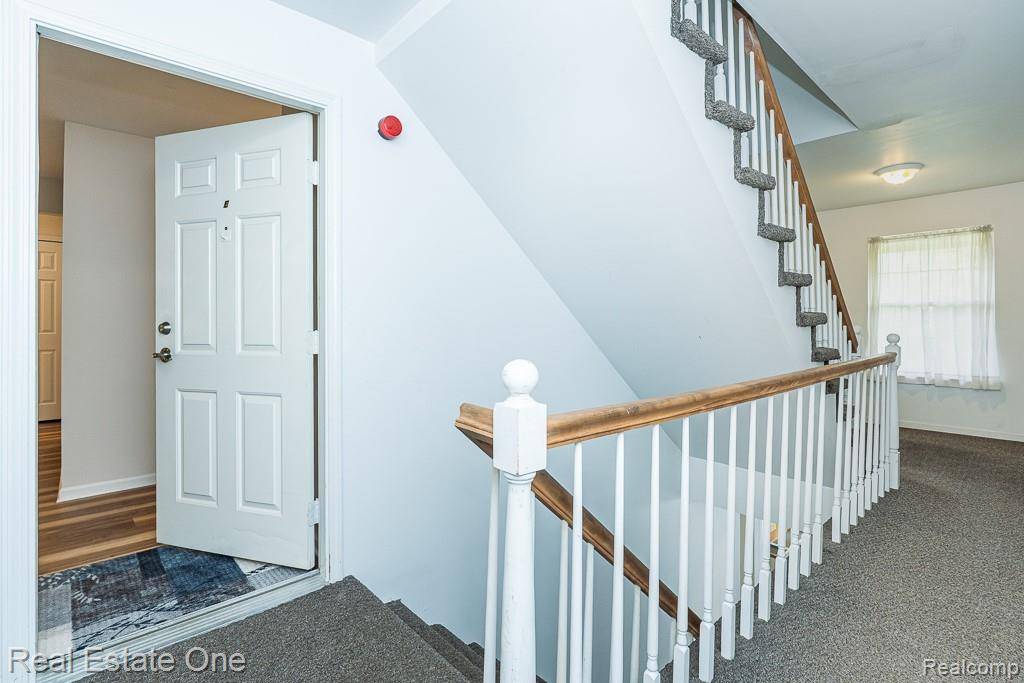 Rochester Hills, MI 48309,1665 Huntington PARK #E