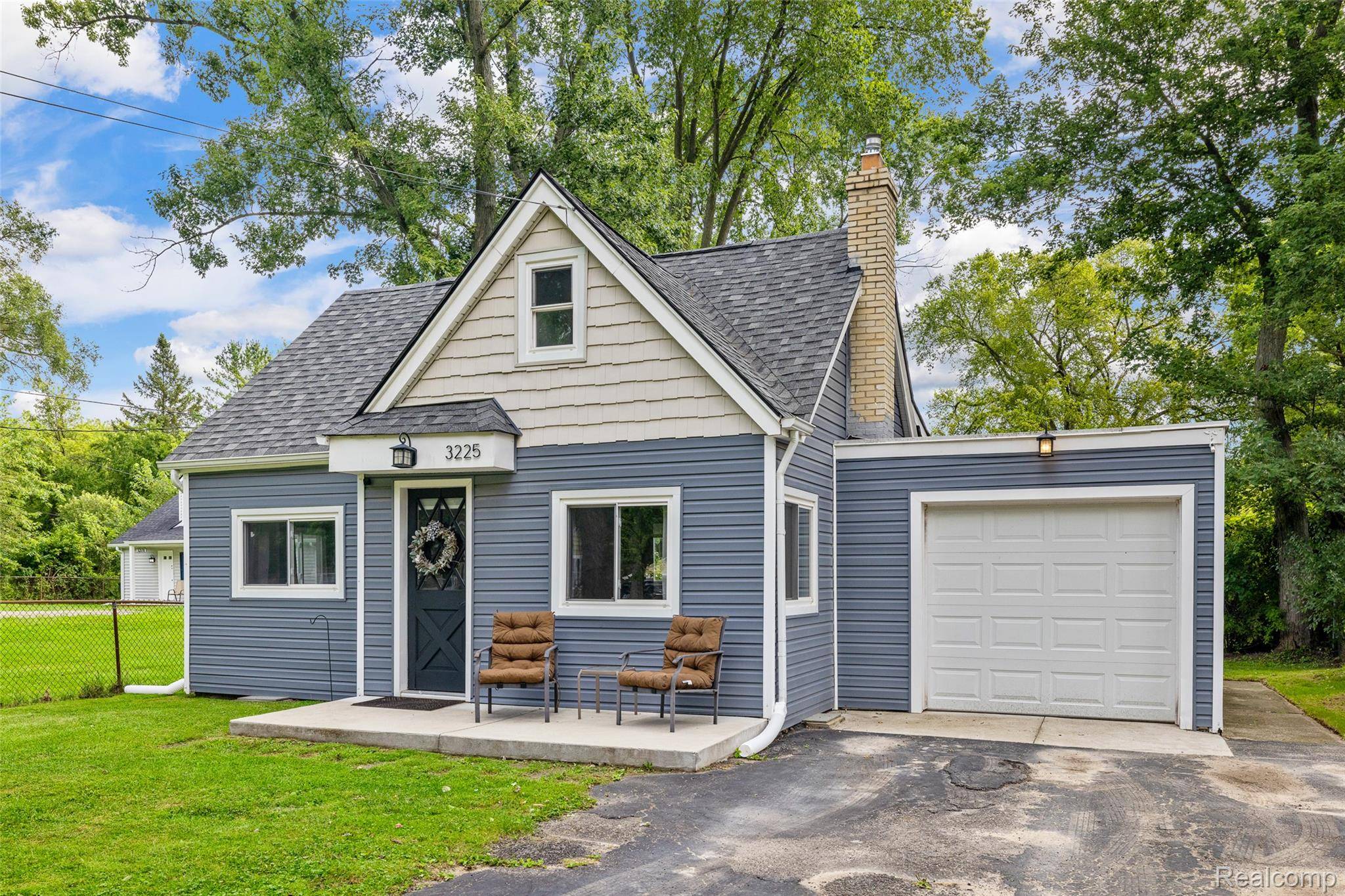 Rochester Hills, MI 48309,3225 Donley AVE