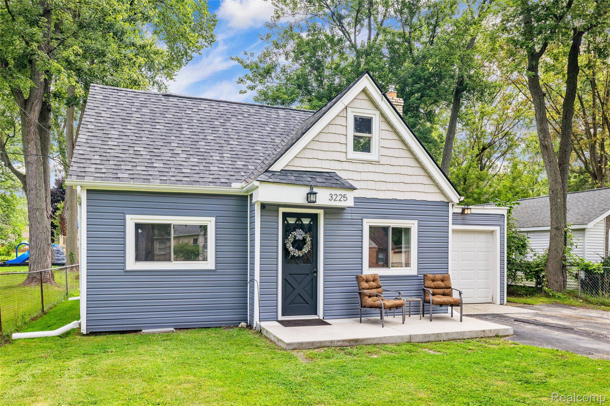 Rochester Hills, MI 48309,3225 Donley AVE