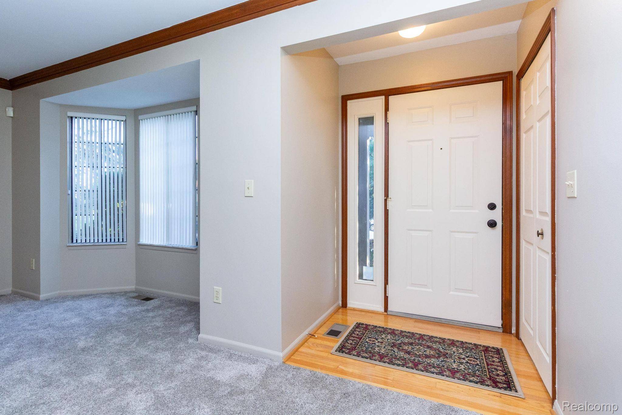 Rochester Hills, MI 48307,195 Meadow Lane CIR