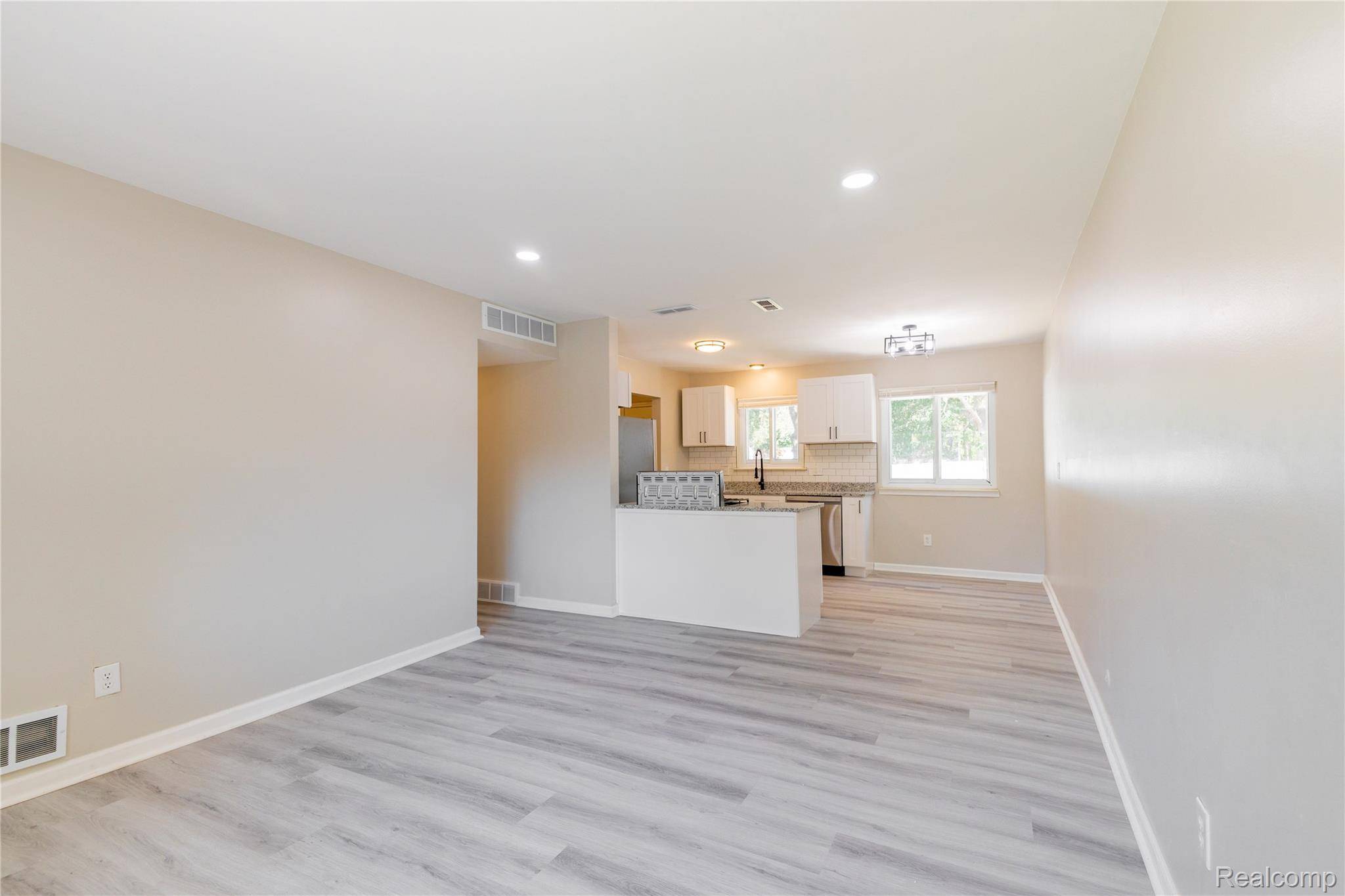 Taylor, MI 48180,15815 Wellington ST