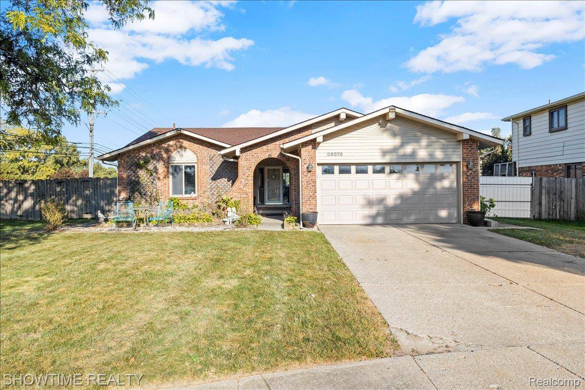 Sterling Heights, MI 48312,36876 Aaron CT