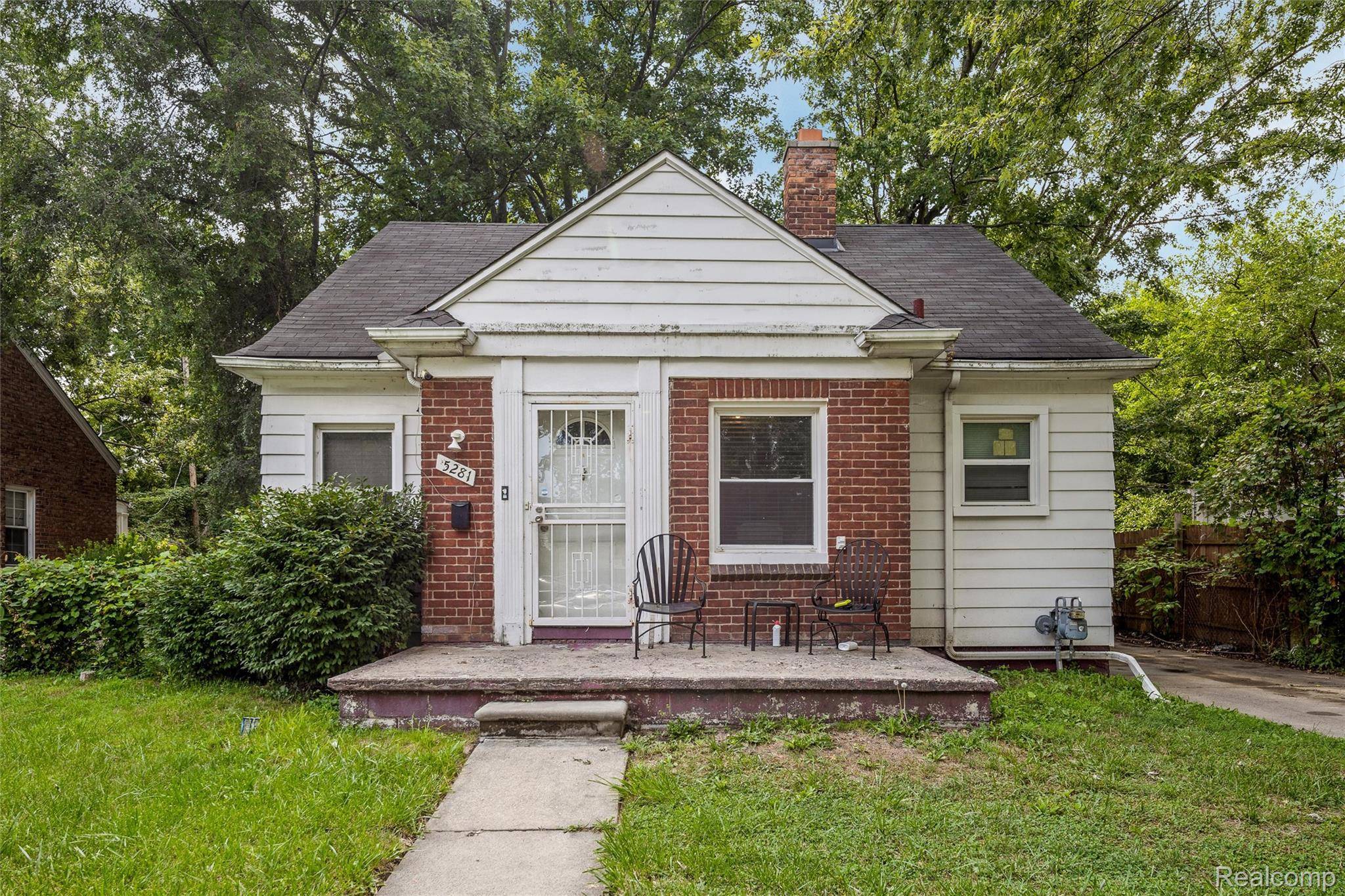 Detroit, MI 48224,5281 Marseilles ST