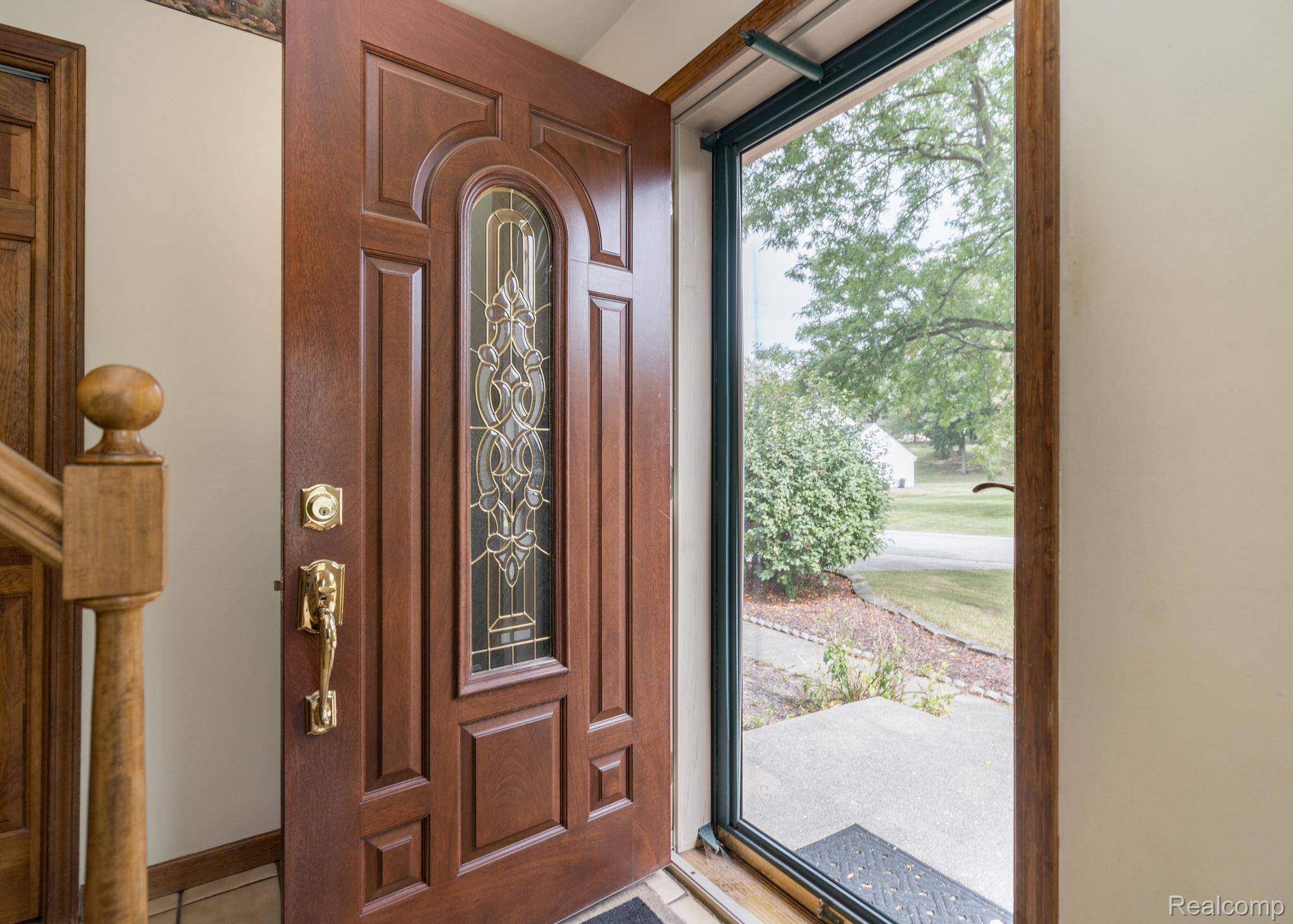 Rochester Hills, MI 48307,906 Dahlia LN