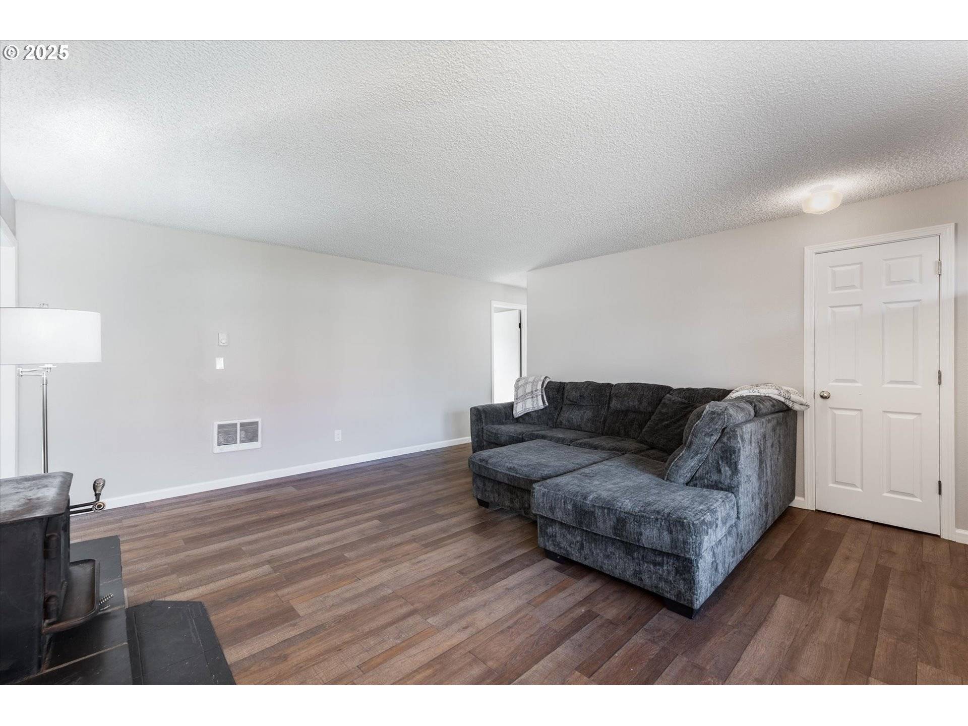 Longview, WA 98632,4421 OLYMPIA WAY