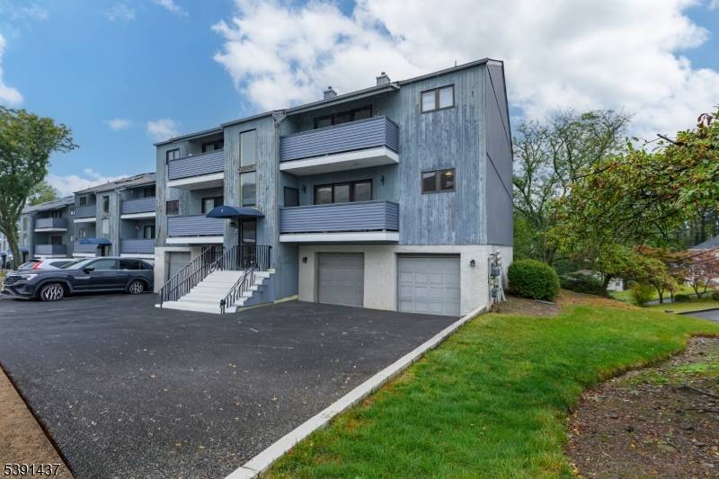 Caldwell Boro Twp., NJ 07006,4 Domessina Ln