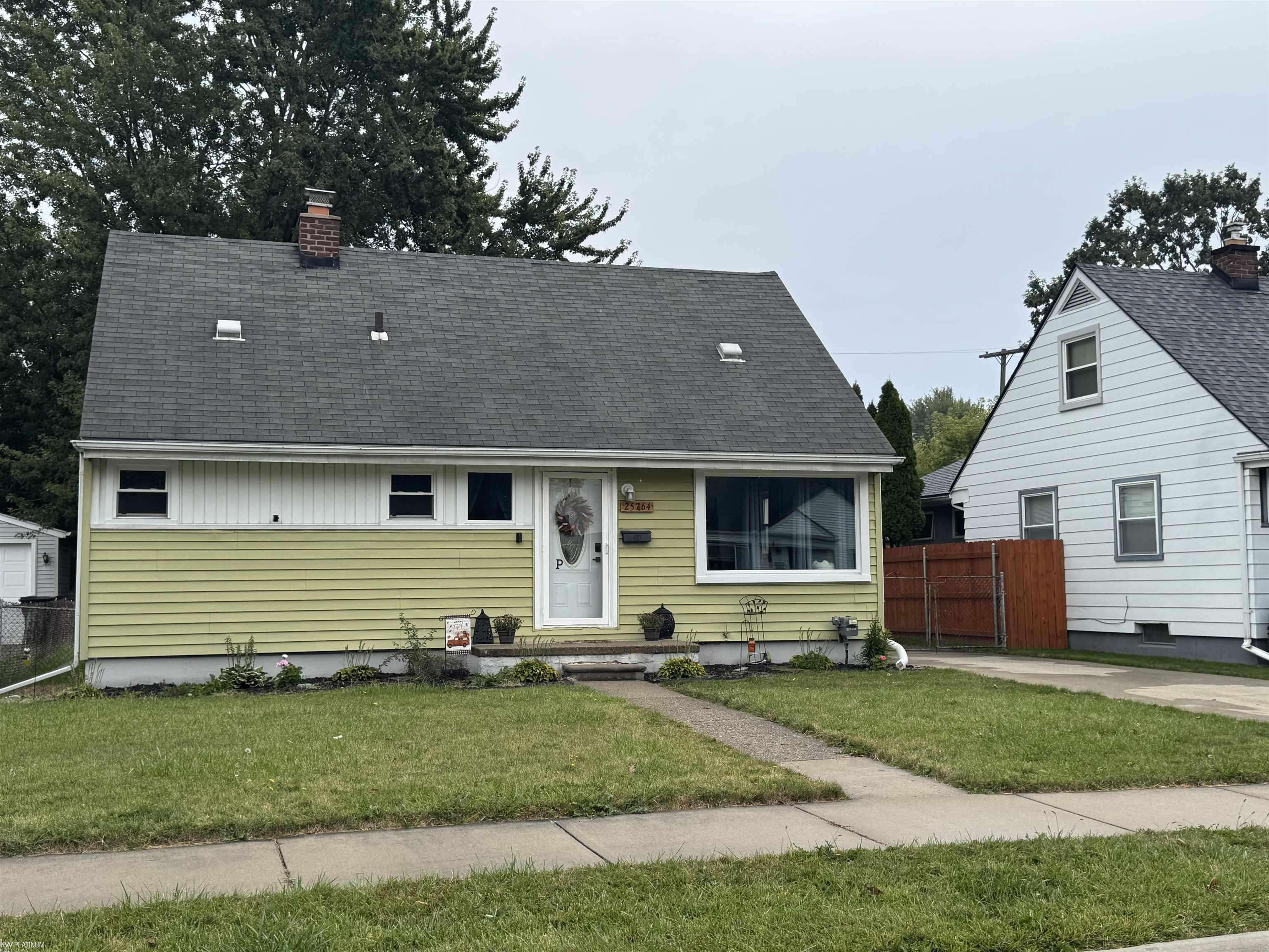 Roseville, MI 48066,25764 Mackinac DR