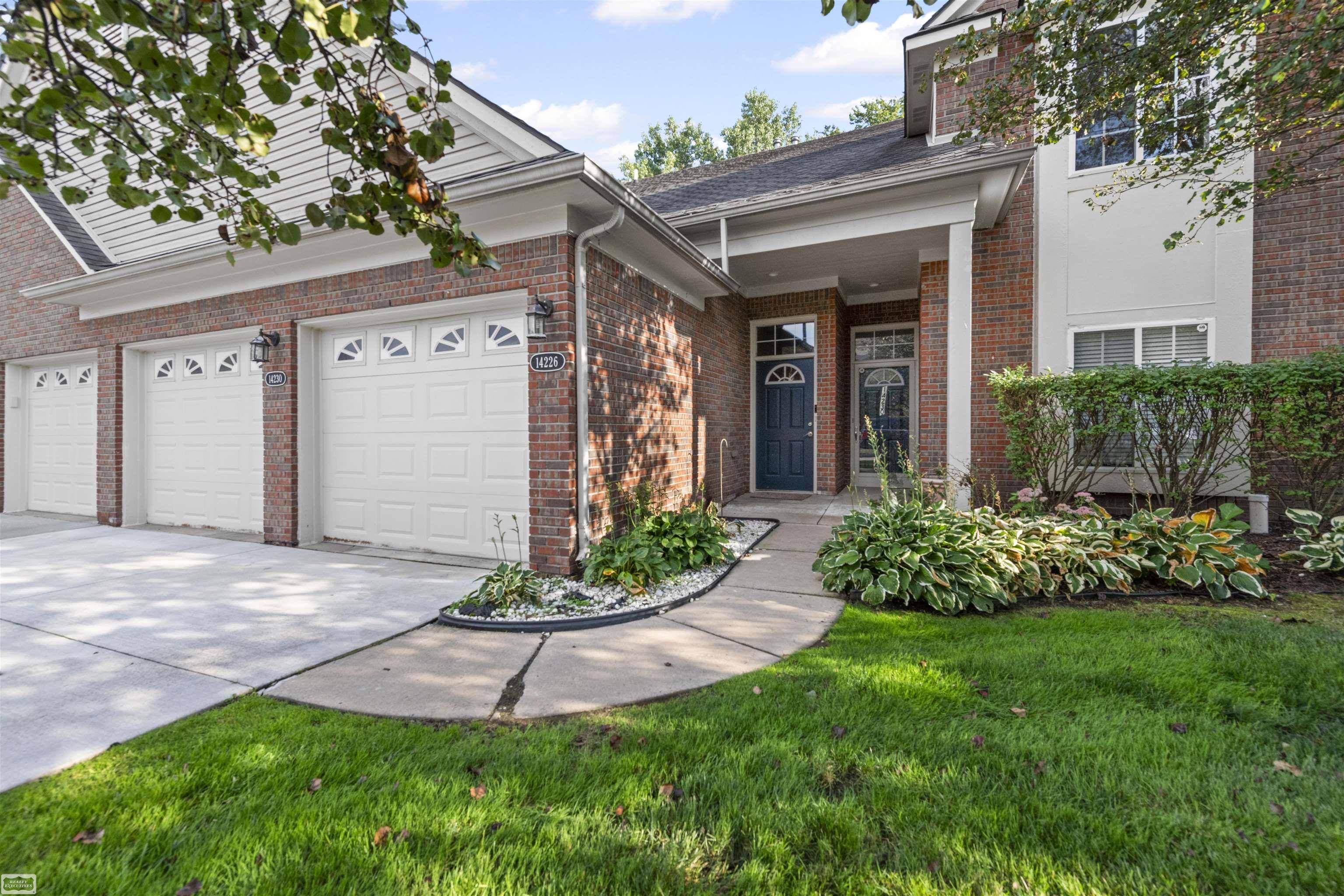 Sterling Heights, MI 48312,14226 Shadywood DR