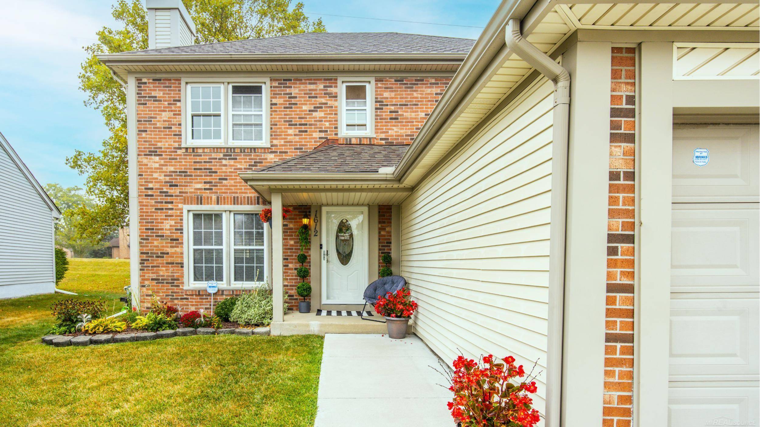 Rochester Hills, MI 48307,1612 Stonecrest DR