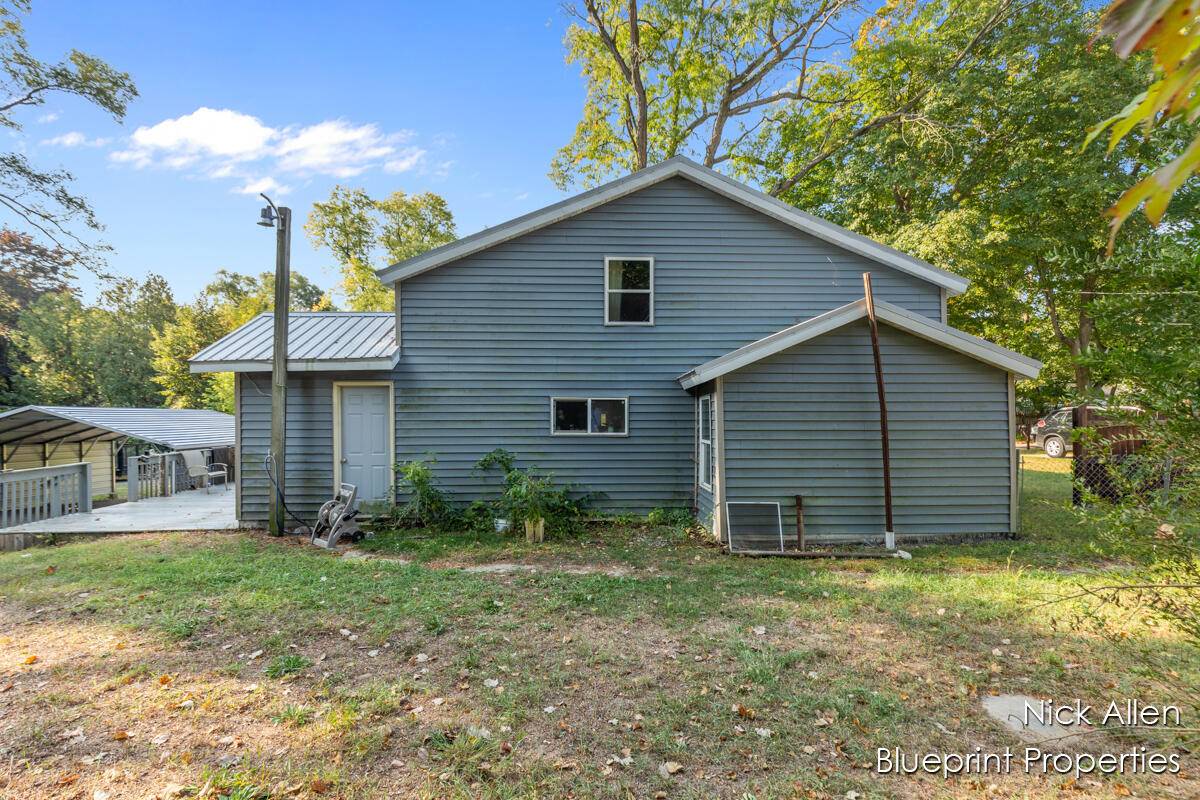 Greenville, MI 48838,510 W Oakridge RDG