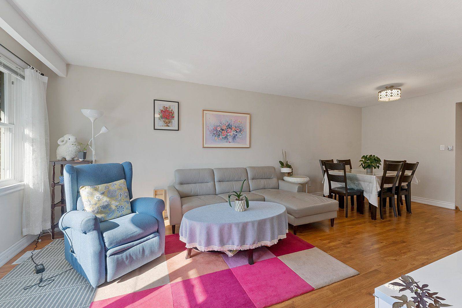 Toronto W09, ON M9R 3L3,37 Callowhill DR