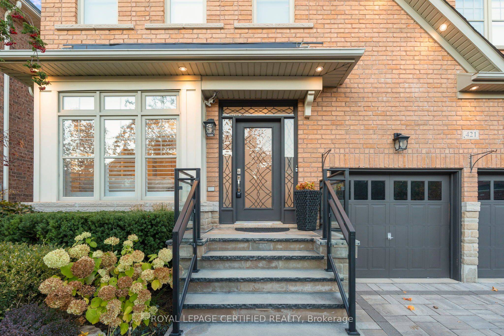 Milton, ON L9T 0T3,421 Stringer CIR