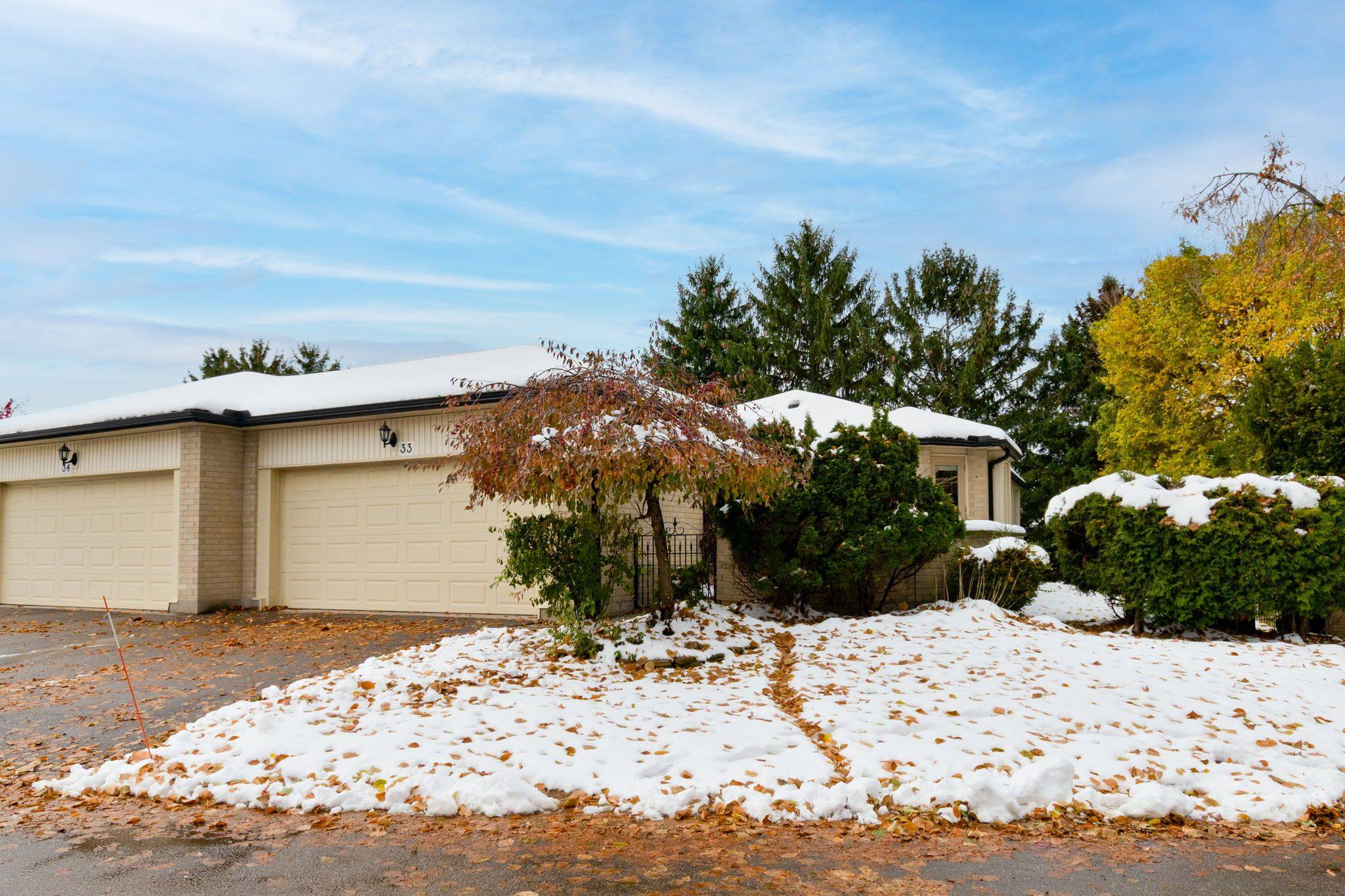 London South, ON N6J 4R4,163 Pine Valley DR #33