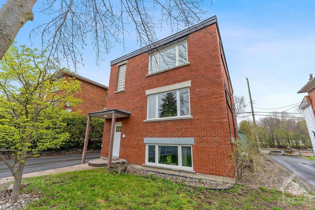 Vanier And Kingsview Park, ON K1L 6Y3,143 GRANVILLE ST #3