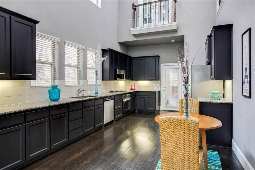 Carrollton, TX 75010,2221 Longwood Drive