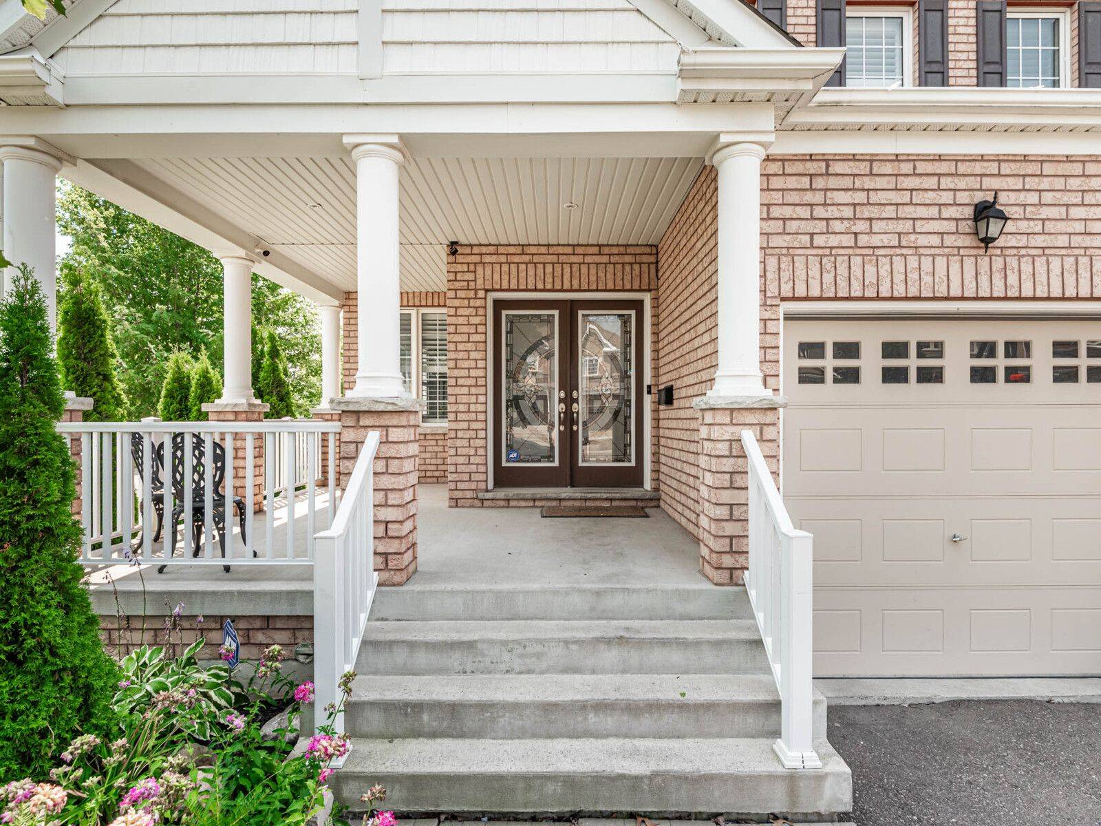 Oshawa, ON L1H 8L7,1441 WOODSTREAM AVE