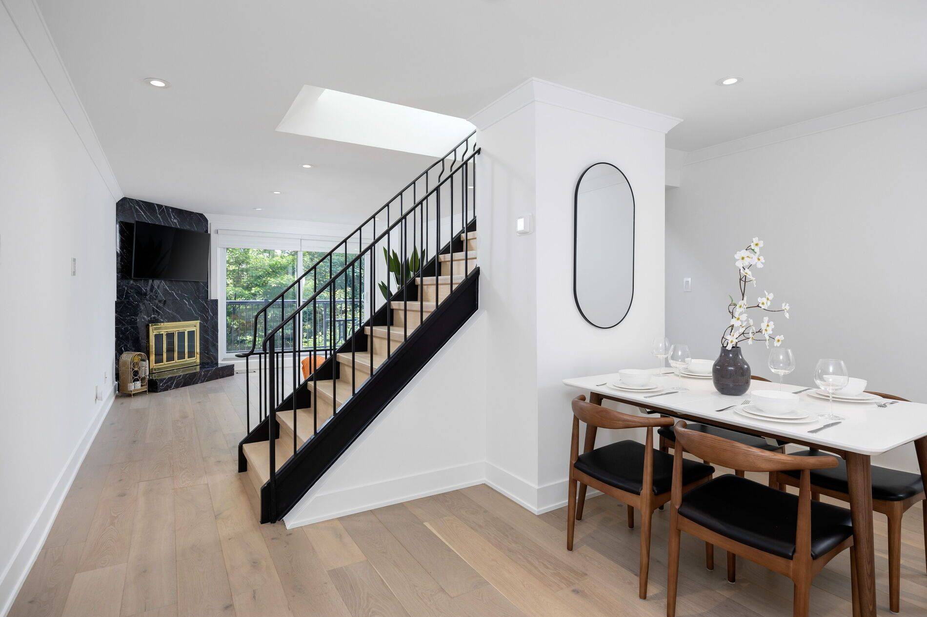 Toronto W01, ON M6S 1B4,20 Budgell TER #11