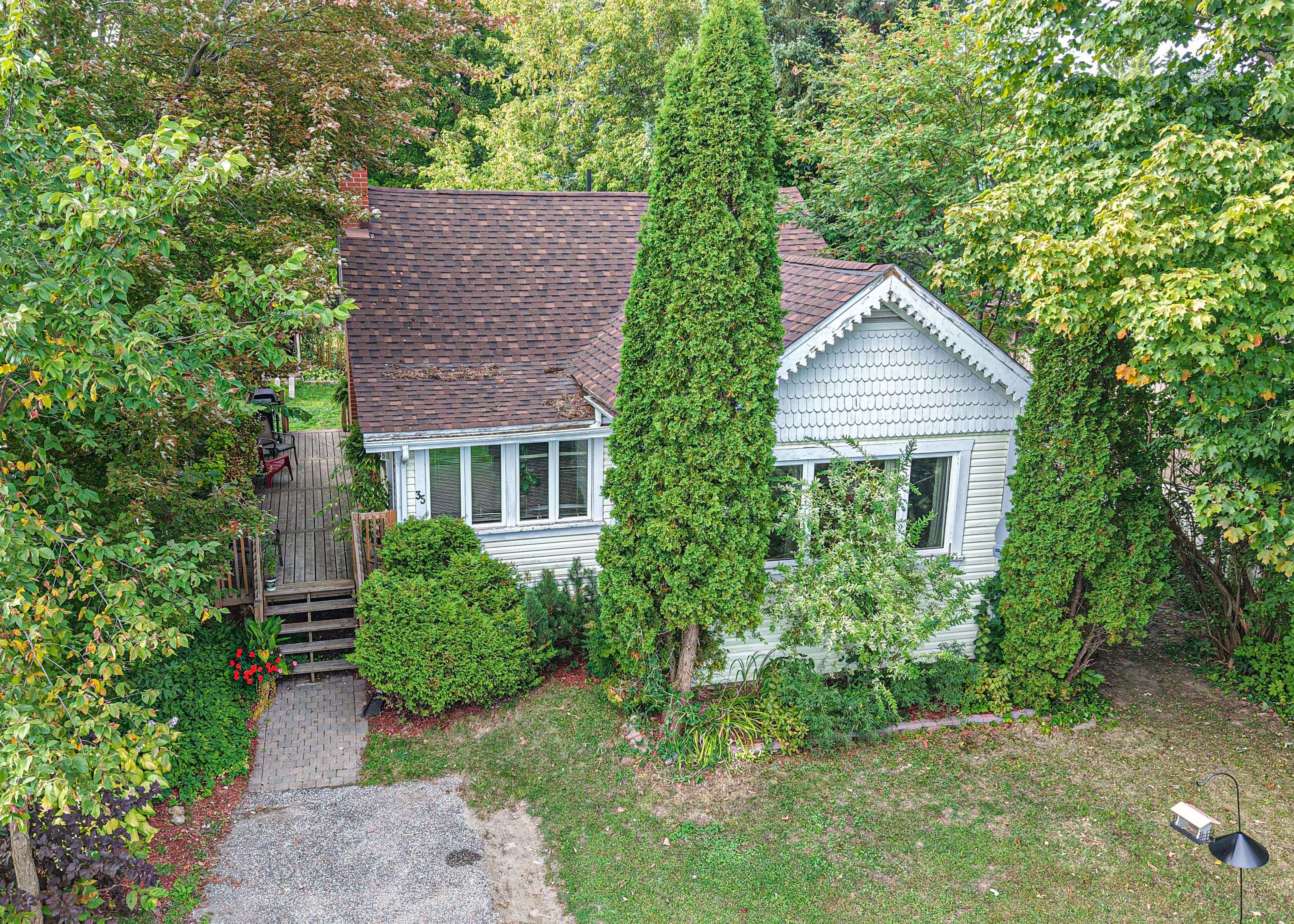Bracebridge, ON P1L 2C2,35 Mcdonald ST