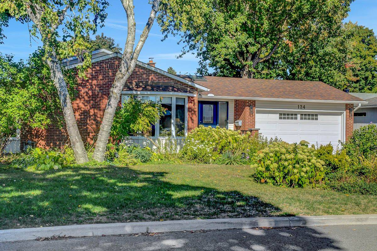 Kanata, ON K2L 1L2,124 Post RD