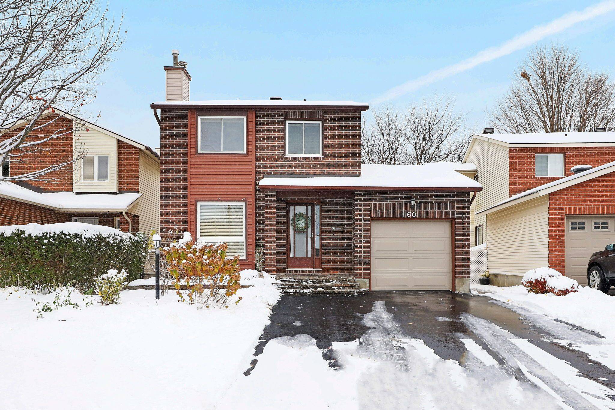 Cityview - Parkwoods Hills - Rideau Shore, ON K2E 7N6,60 Homestead ST